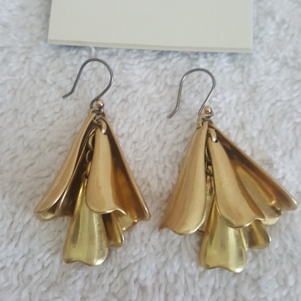 New Lucky Brand Gold Tone Flower Drop Earrings - Picture 4 of 6